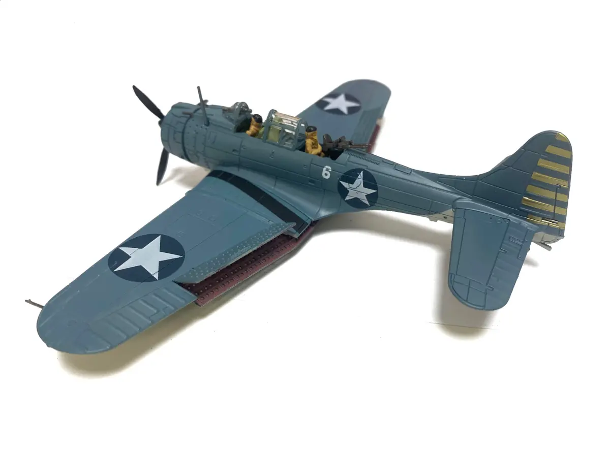 wltk Douglas SBD Dauntless 1/72 Diecast Aircraft Model | WWII Naval Scout & Dive Bomber - view 2
