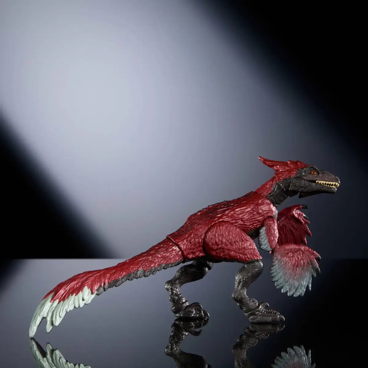 Mattel Jurassic World Hammond Collection Pyroraptor Dinosaur Figure 20.8 cm (8.2 inches) | Highly Posable Action Figure with Glass Eyes & Wired Tail - view 5