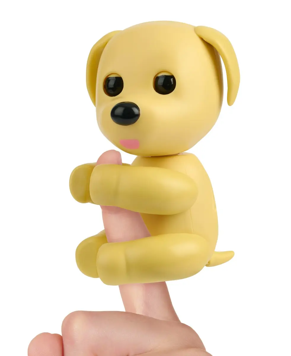 Fingerlings Adopt Me! x Interactive Dog Toy 3.14 x 3.14 x 4.92 inches | 40+ Sounds & Reactions - main product image