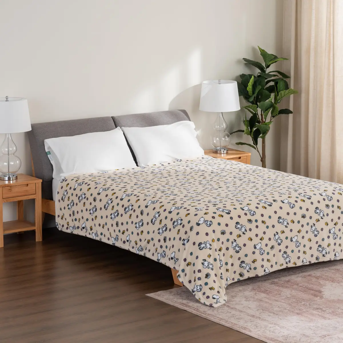 Berkshire Blanket Peanuts® VelvetLoft® Snoopy Plush Blanket Twin 60 in x 90 in | Official Peanuts® Product - view 6