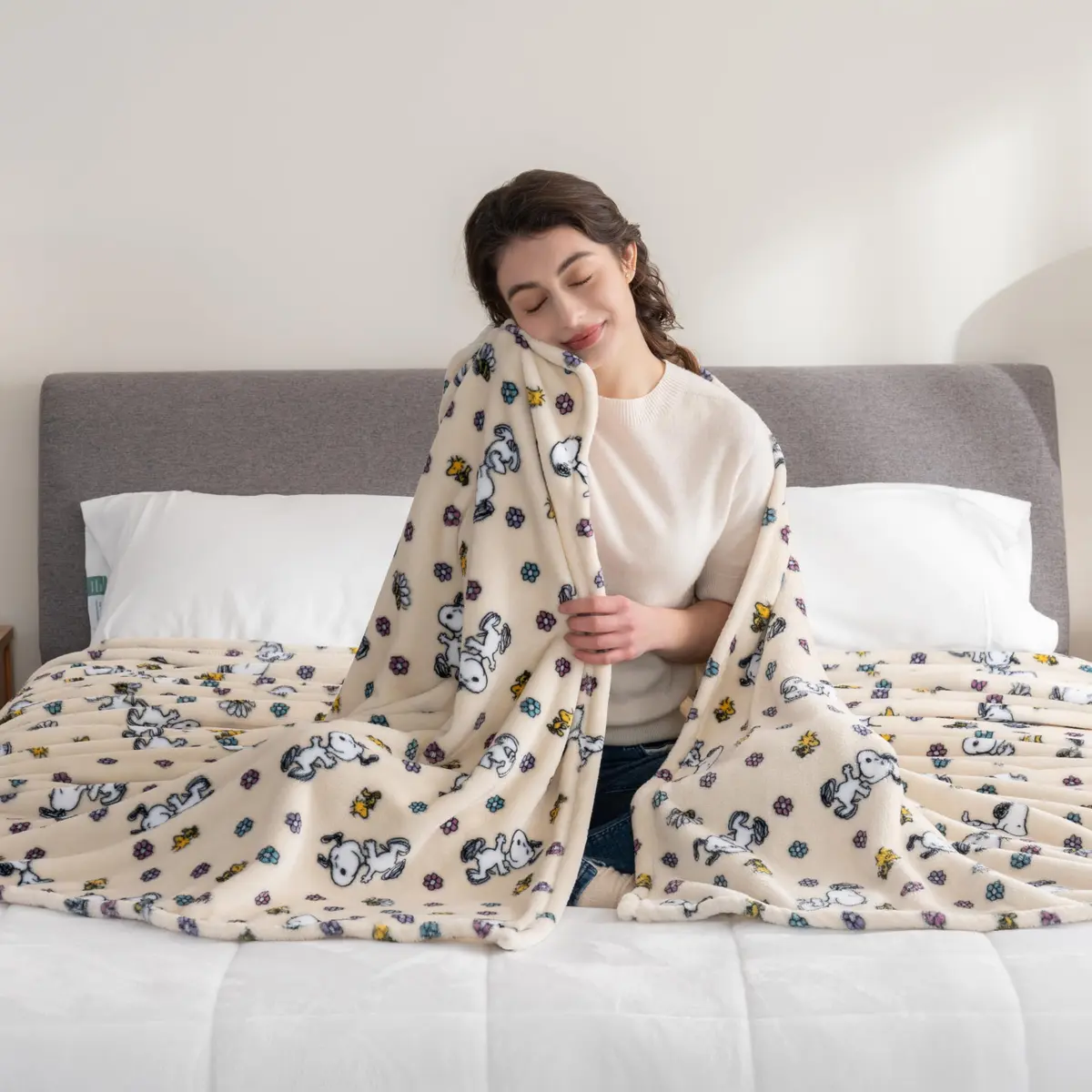 Berkshire Blanket Peanuts® VelvetLoft® Snoopy Plush Blanket Twin 60 in x 90 in | Official Peanuts® Product - view 2