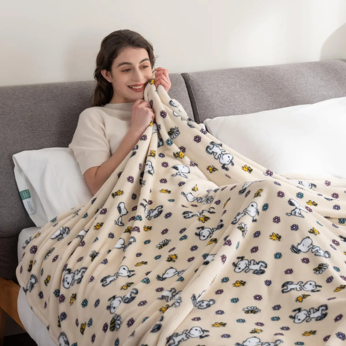 Berkshire Blanket Peanuts® VelvetLoft® Snoopy Plush Blanket Twin 60 in x 90 in | Official Peanuts® Product - view 4