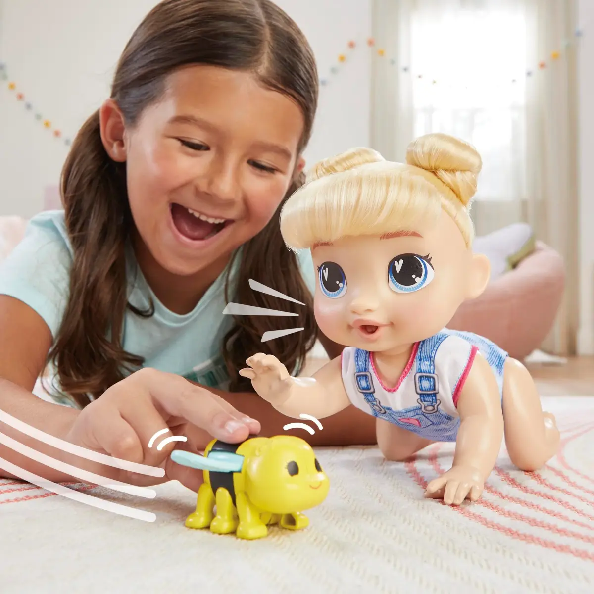 Baby Alive Crawl 'n Play Harper Hugs Electronic Crawling Doll 27cm (10.75 Inches) | Interactive Toy with 40+ Sounds - view 4