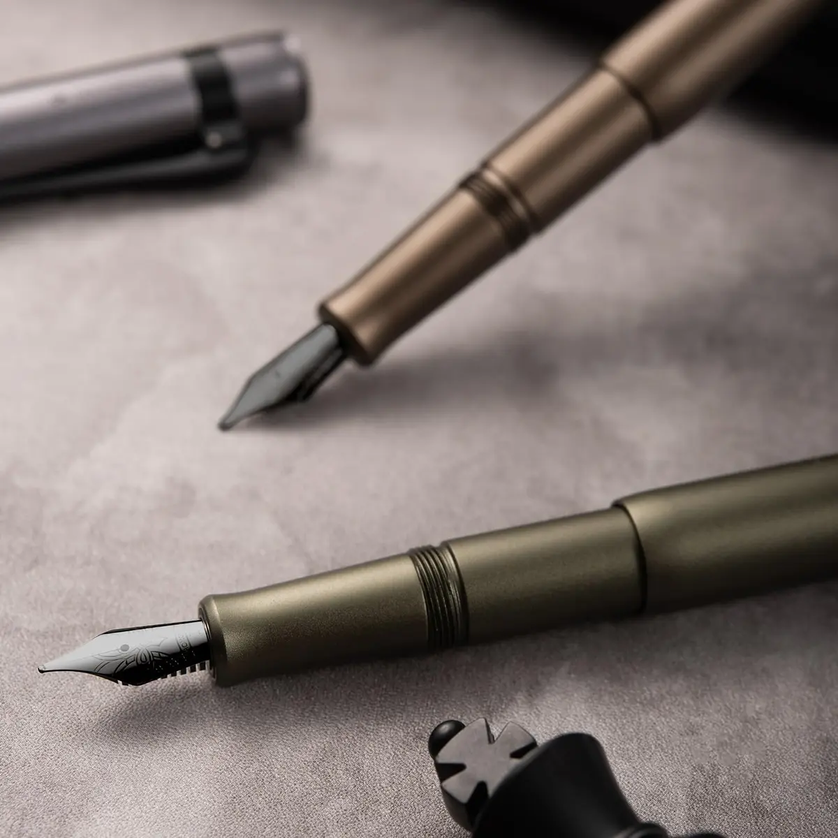 HONG DIAN M2 Black Forest Mini Fountain Pen, Fine Soft Nib & Sleek Shape Aluminium Short Pocket Travel Pen (Caramel Brown) | 105mm (4.13") - view 4