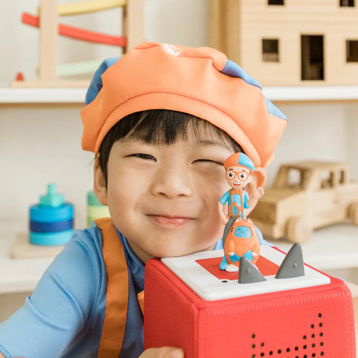 Tonies Blippi Audio Toy Figurine from Moonbug | Kids' Storytelling Toy for Ages 3+ - view 4