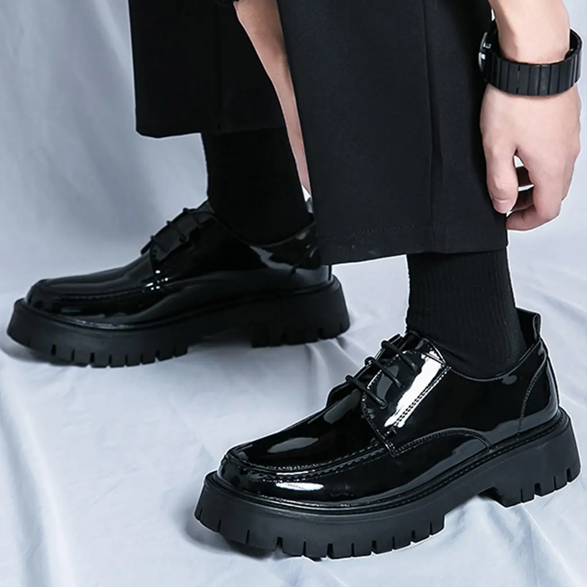 MVIOBUY Men's Black Leather Platform Lace Up Loafers | Size 8.5 Wide (24 cm) - view 6