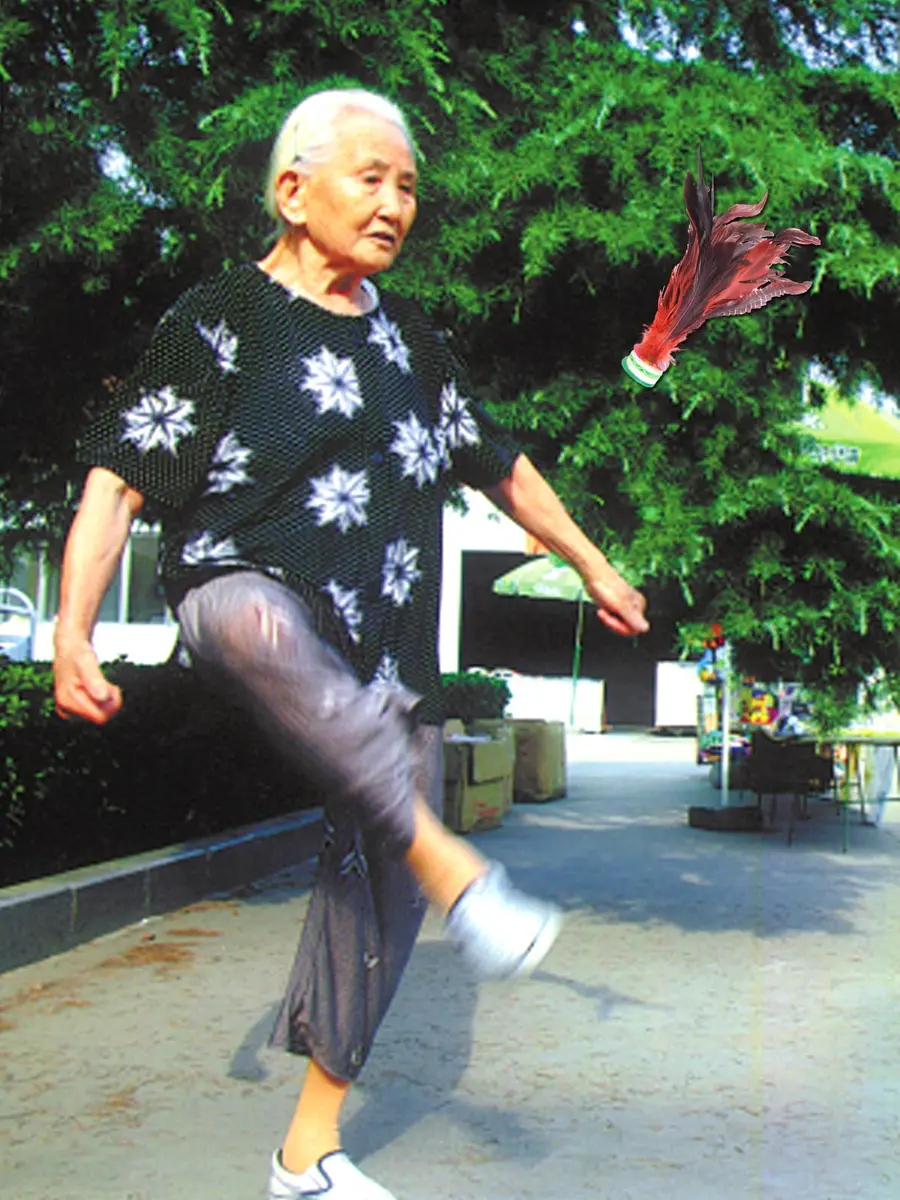 Baitaihem Colorful Kick Shuttlecock Type-B 6 Pack | Chinese Jianzi Foot Sport for Outdoors - view 4