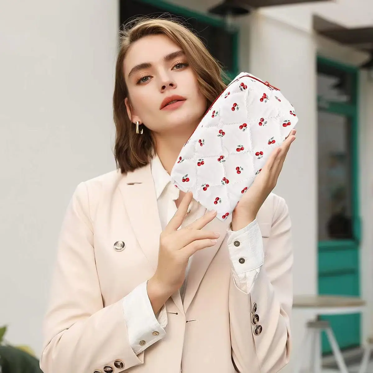MZLUWM Quilted Floral Makeup Bag, Cherry, 19.8cm x 10cm x 10cm | Cute Cherry Make up Bag with Zipper - view 6