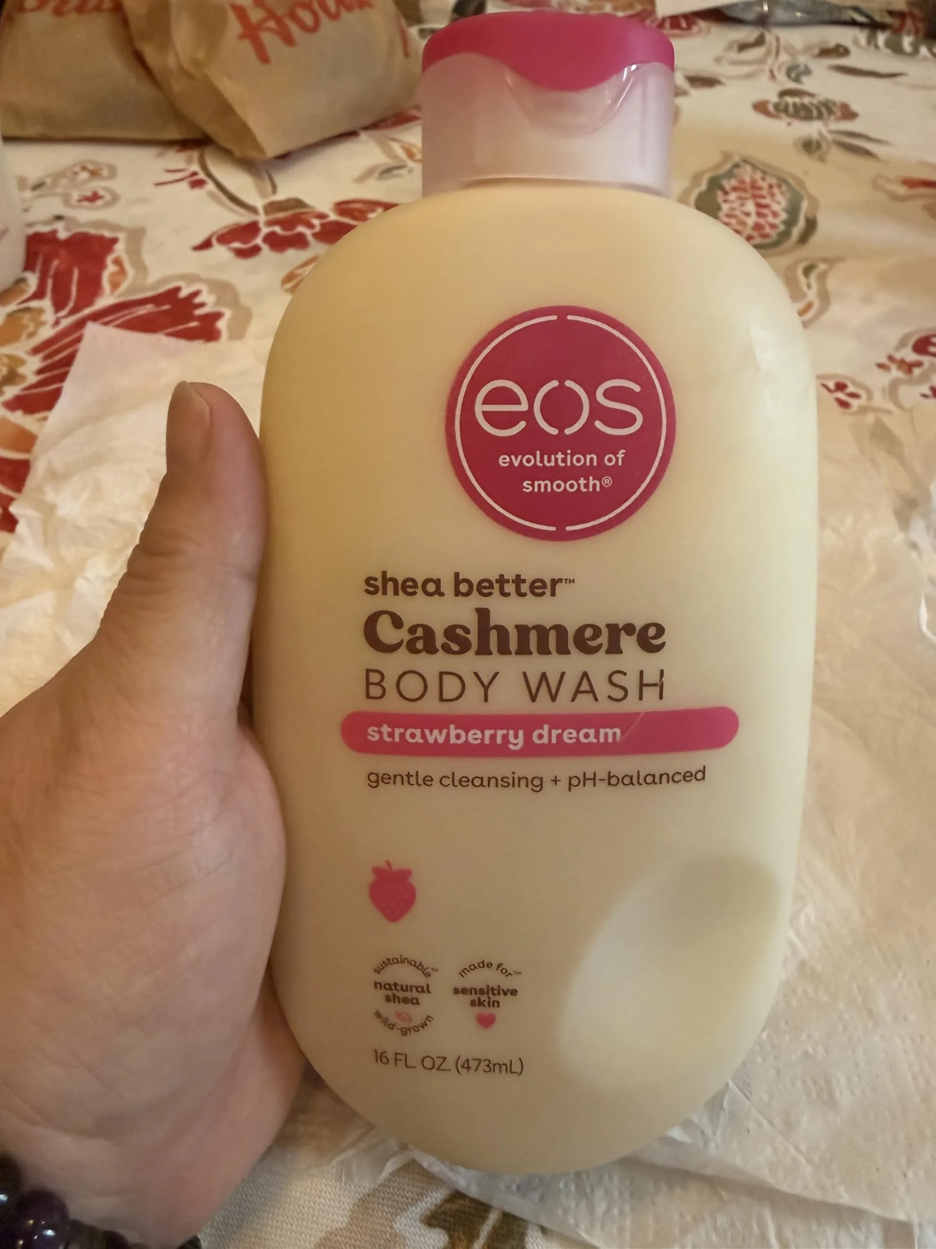 eos Strawberry Dreams Body Wash Creamy Gel Formula with Shea Butter, Glycerin, Vitamin E, pH Balanced, Sensitive Skin, Vegan, 16 fl oz - main product image