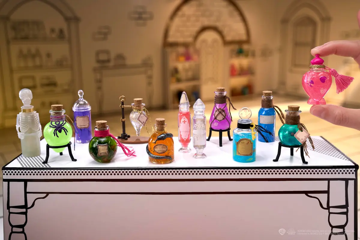 MGA's Miniverse Harry Potter Make It Mini Potions Blind Box Collectible | Resin Crafting Art Kit for Ages 8+ - view 5