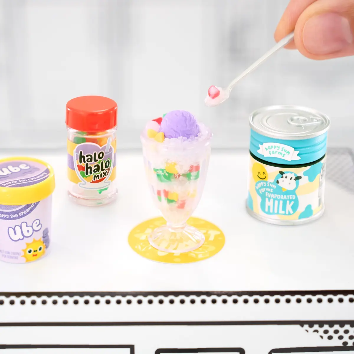 MGA's Miniverse Make It Mini Cafe Series 4 | DIY Resin Play Collectibles for Kids 8+ - view 5