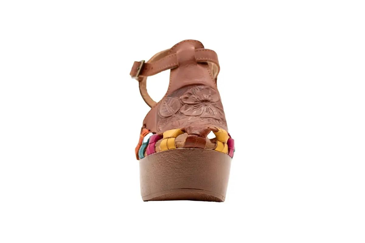 VOLATILE Rosarito Women's Vachetta Sandal, Size 7 | Woven Leather Upper & 4" Faux Wood Clog - view 8