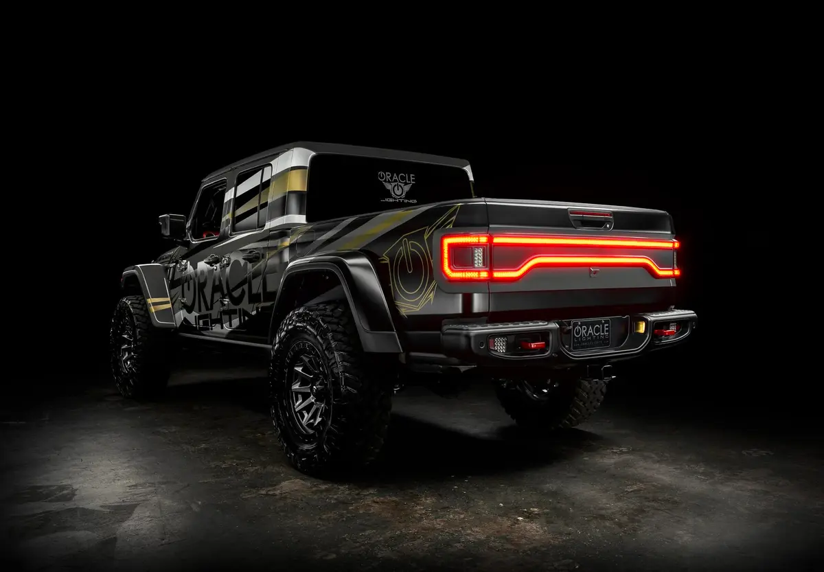 ORACLE Racetrack Flush Style LED Tailgate Panel for Jeep Gladiator 2020-2024 | Unique Racetrack Design & Easy DIY Fit - view 7