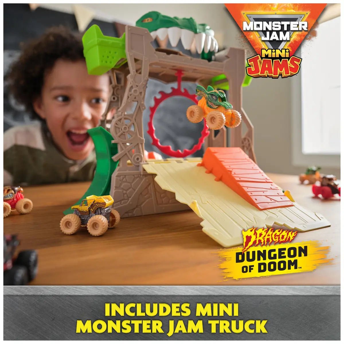 Monster Jam Mini Jams Dragon Dungeon of Doom Playset | Portable Stunt Set for Kids 3+ - view 3