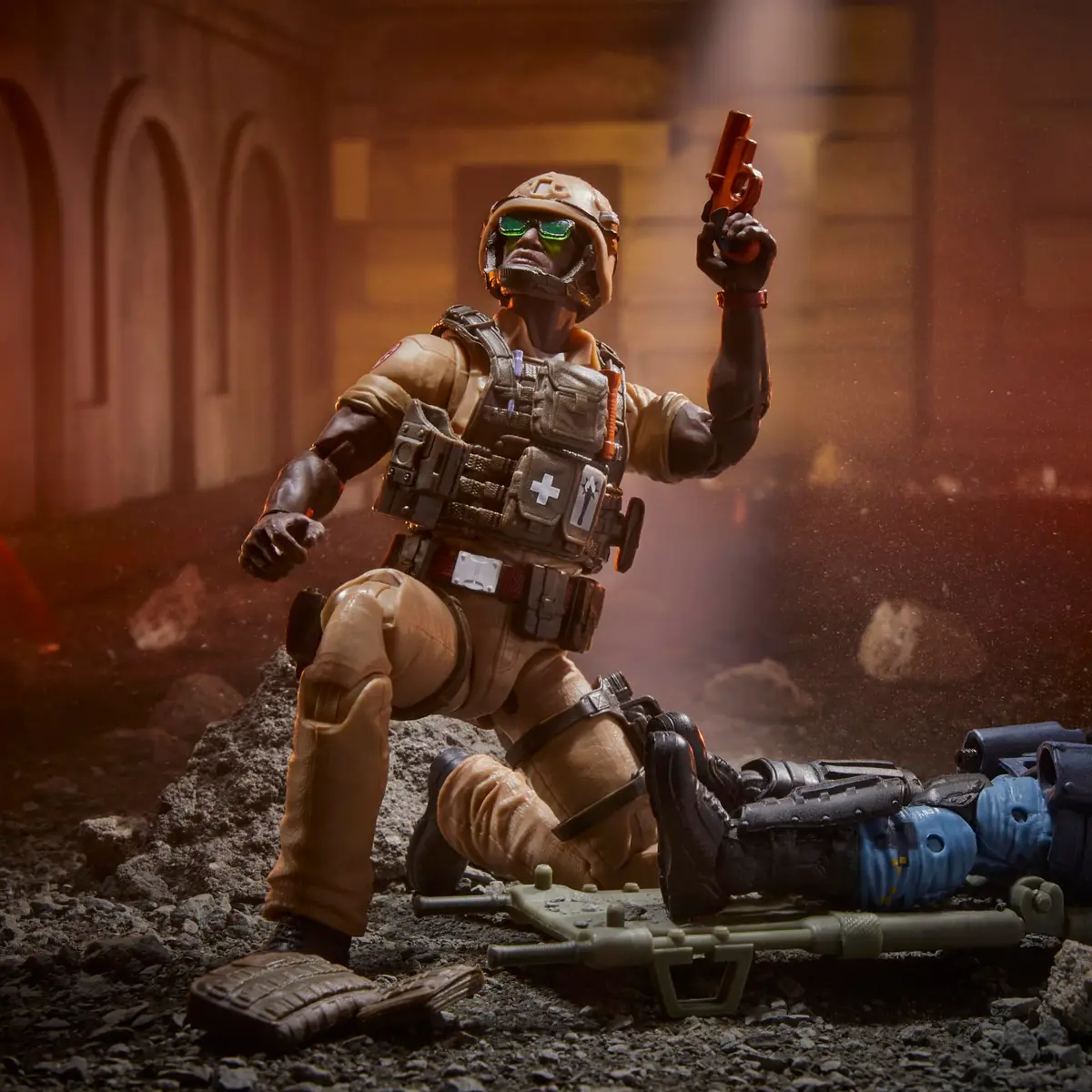 G.I. Joe Classified Series #122 Carl Doc Greer Action Figure 6-inch | Collectible with Accessories - view 6