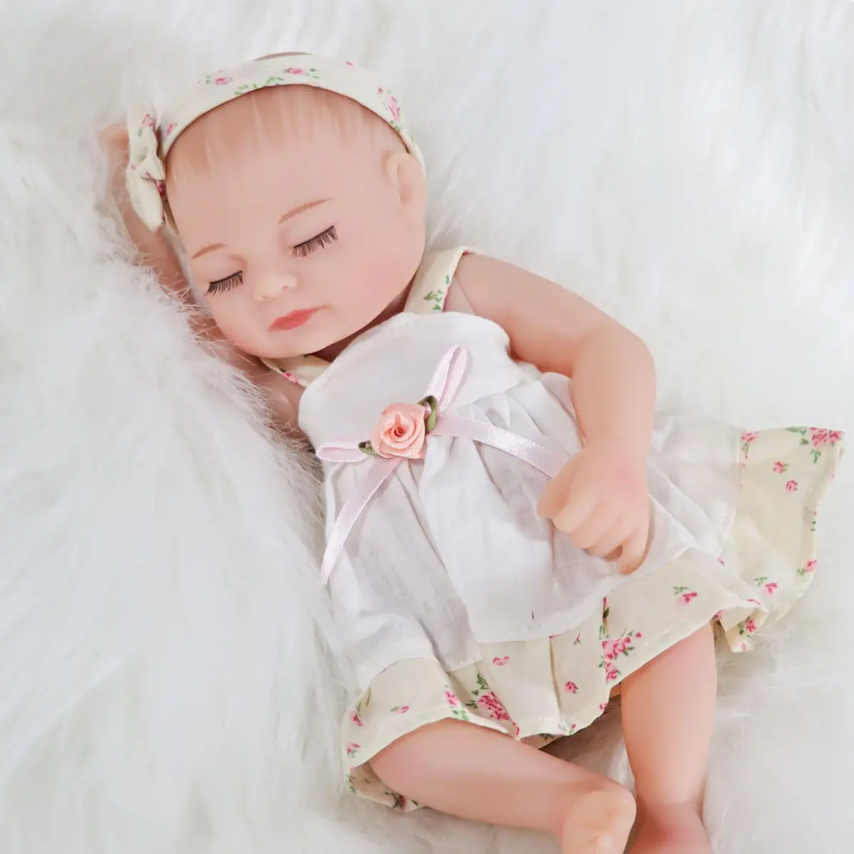 JRLCGYP Realistic Reborn Baby Girl Doll 10 Inches (25.4 cm) with Flower Dress | Soft Vinyl, Lifelike Newborn Look, Ideal Birthday Gift for Kids 3+ - view 8