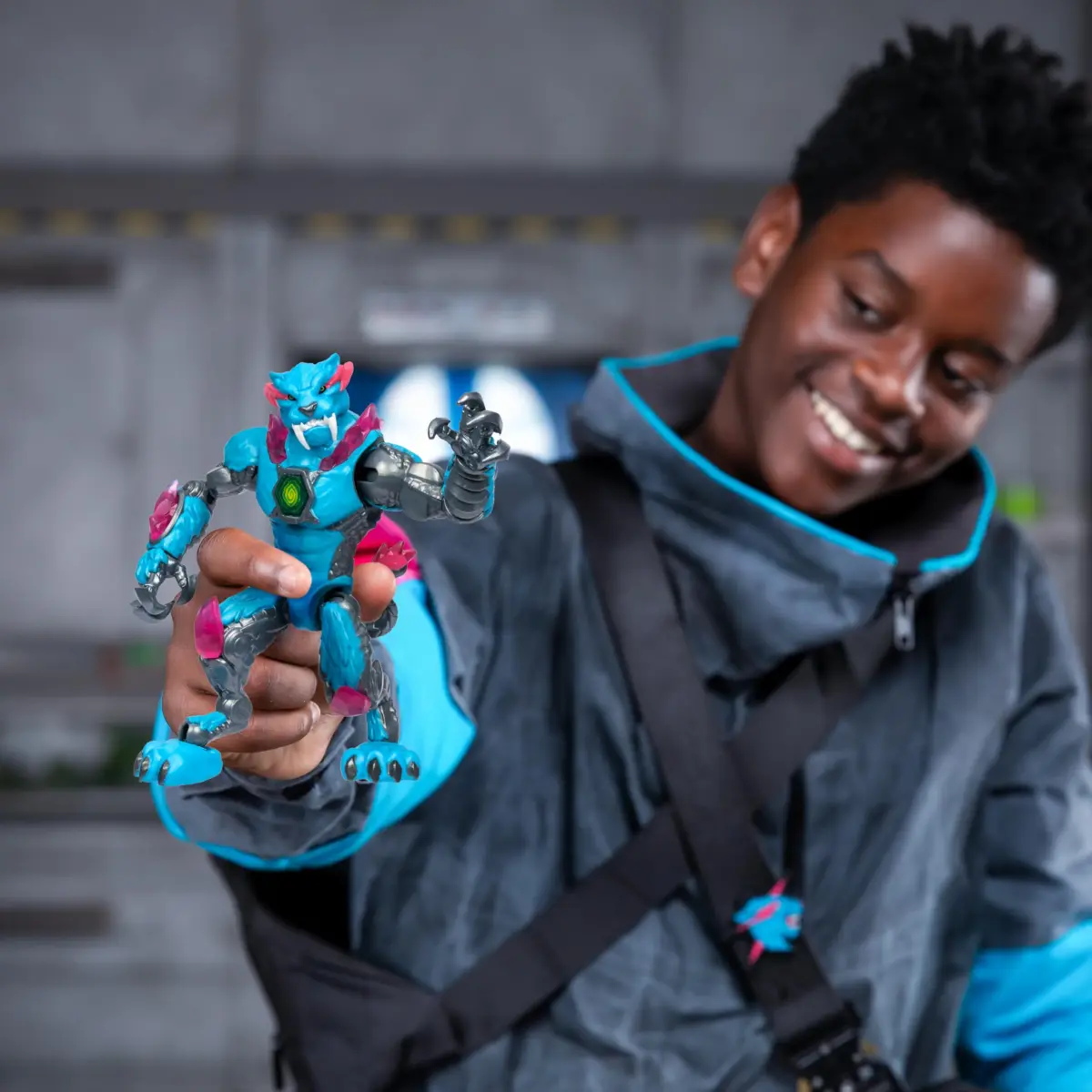 MRBEAST LAB Mutators Iconic Panther Action Figure 13cm (5.5 inches) | ASTM-Tested Toy for Kids 3+ - view 4