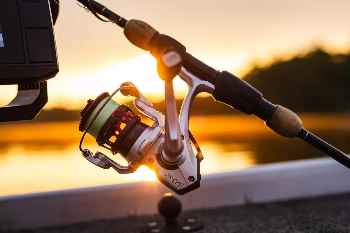 SEVIIN GX Spinning Reel 2500 Size | Flawless Performance with Carbon Fiber Body (70-120 chars) - view 4