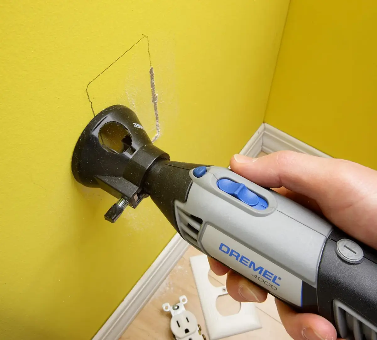 Dremel 561 Multipurpose Cutting Bit, 20g (0.71 oz) | Spiral Fluted for Wood, Plastic, Drywall, Metal - view 4