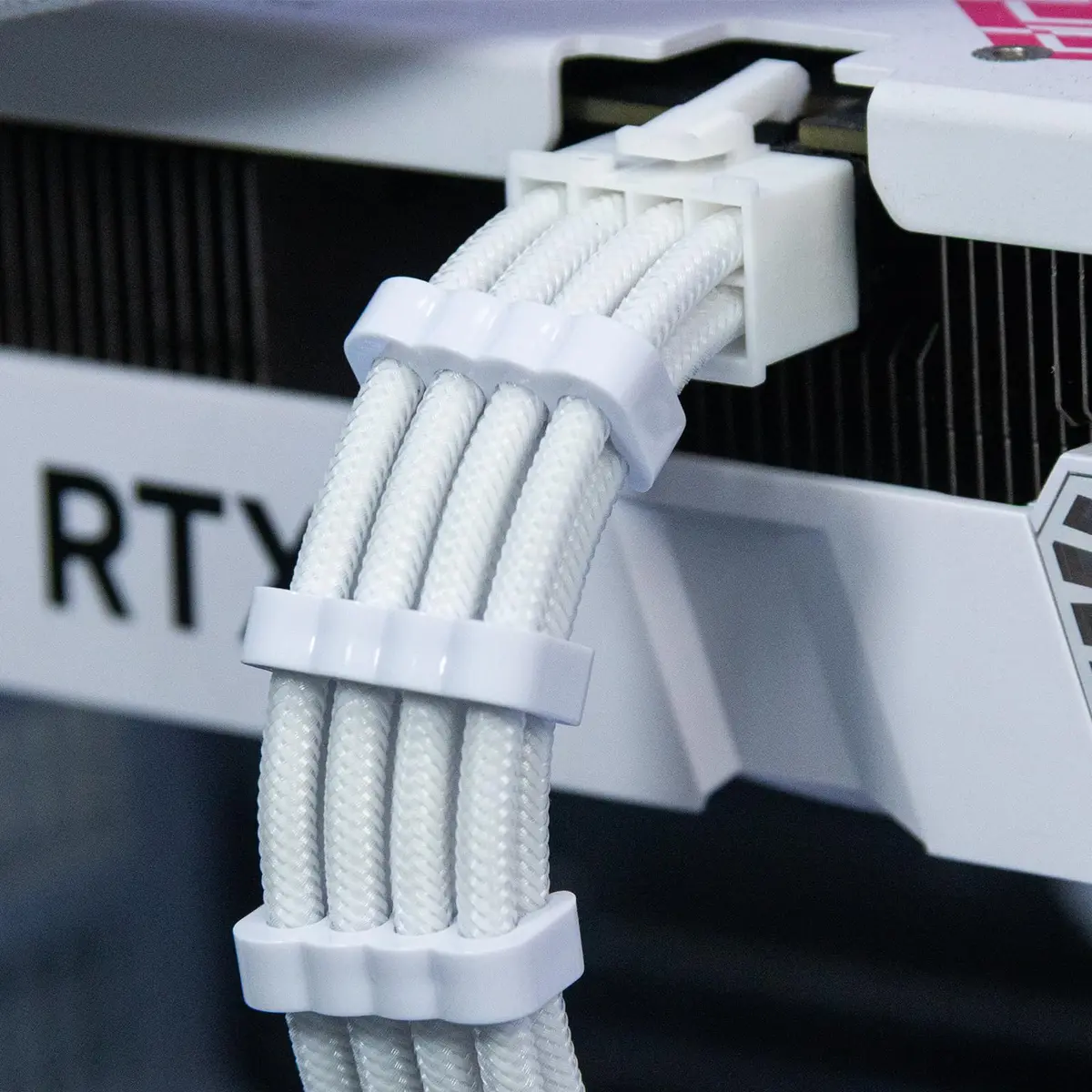 Sirlyr White 24-Pack PSU Cable Organizer Combs Kit 3.5mm | Neat PC Cables & Better Airflow - view 8