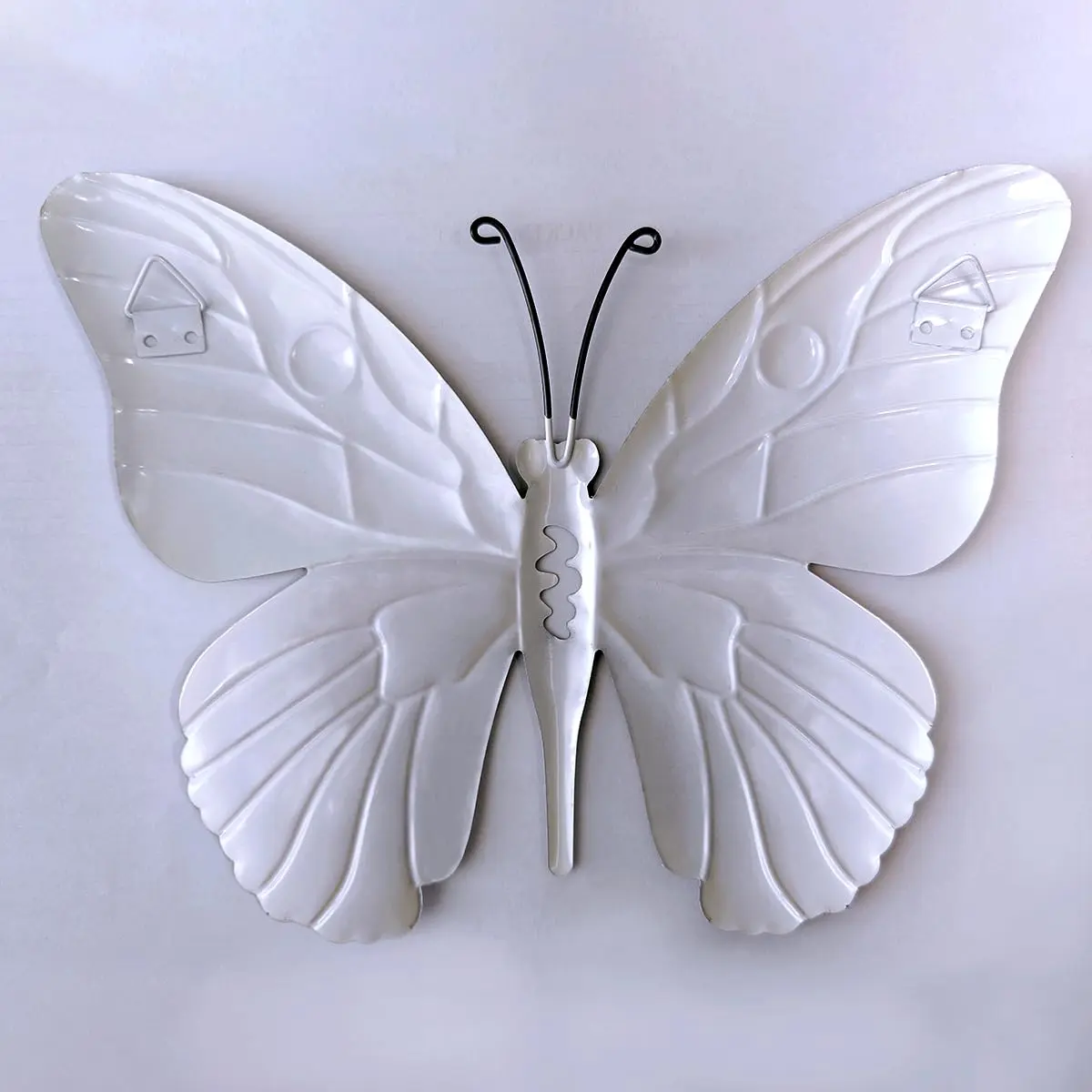 Daogtc 4 Pack Outdoor Butterfly Wall Decor - 9.6 inches Metal Butterfly Wall Art Decor for Yard Fence Garden Patio Balcony - view 5