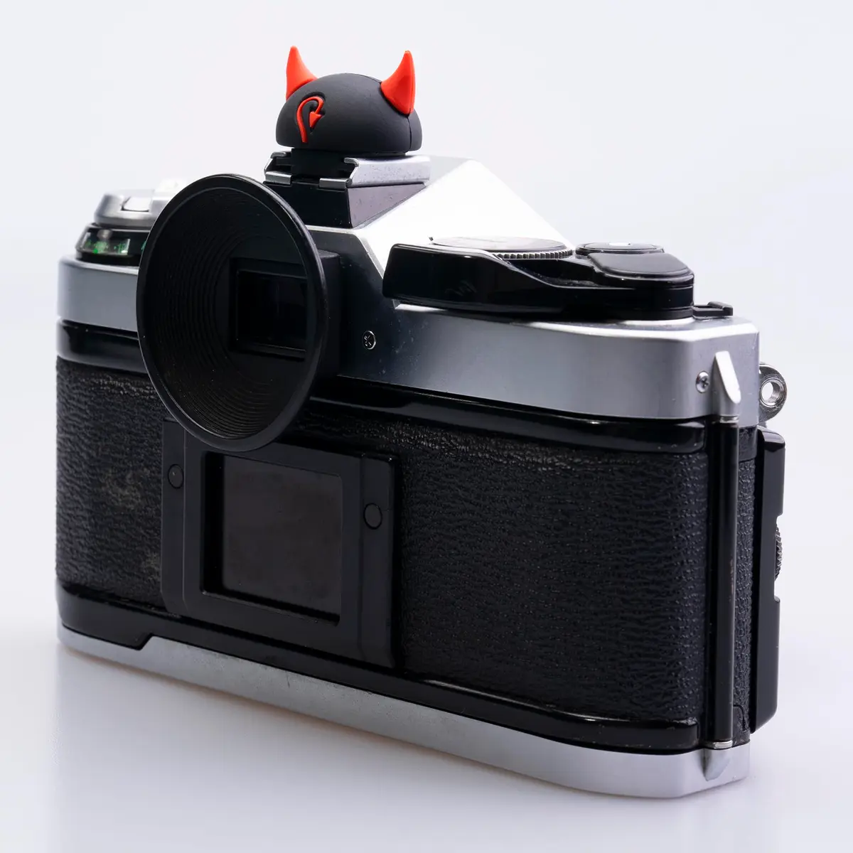VKO Silicone Hot Shoe Cover, 2-Pack | Camera Accessory for Standard Hot Shoe Cameras - view 5