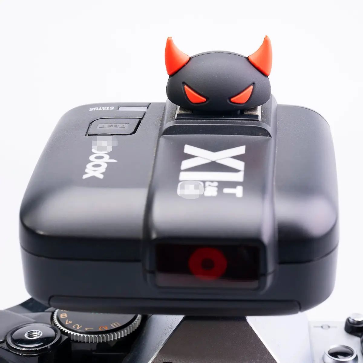 VKO Silicone Hot Shoe Cover, 2-Pack | Camera Accessory for Standard Hot Shoe Cameras - view 8