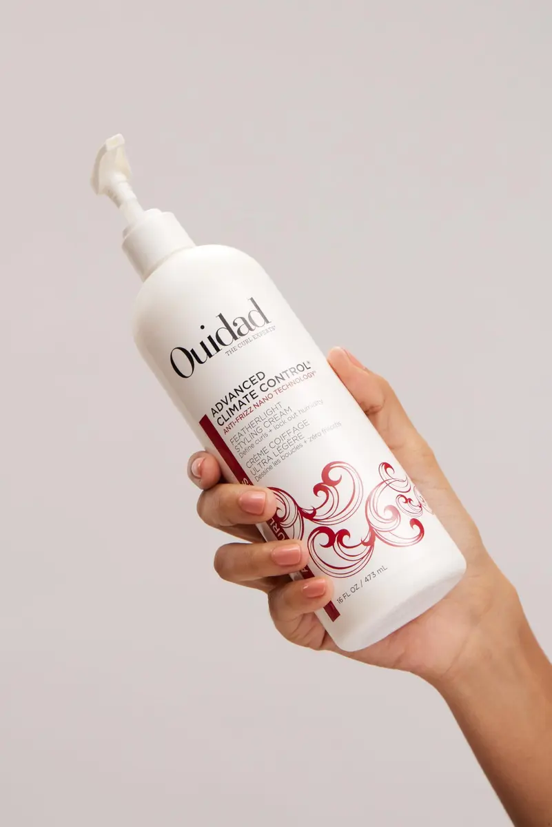 Ouidad Advanced Climate Control Featherlight Styling Cream, 16 Fl Oz | Soft Hold for Curly Hair with Nano Technology - view 6
