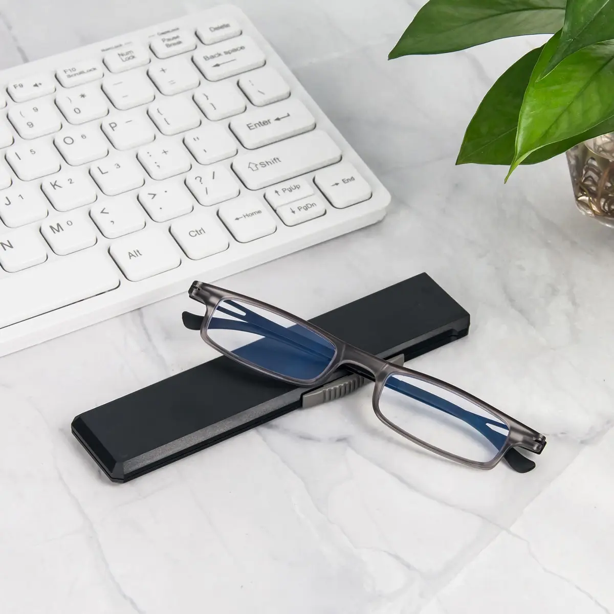 REAVEE Folding Reading Glasses for Men Women Ultra Thin Blue Light Blocking Anti UV Eyestrain Computer TR90 Slim Foldable Portable Readers +1.5 | Compact & Lightweight - view 7