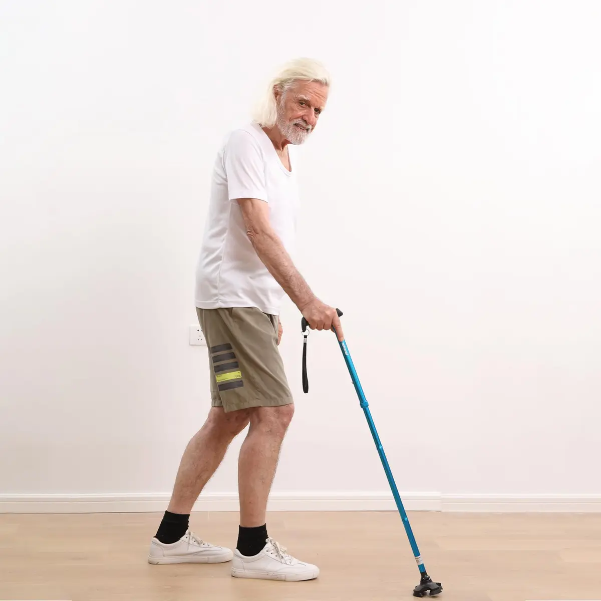 rehand Walking Cane for Men & Women - Foldable, Adjustable, Lightweight, Self Standing Pivot Cane, Soft Handle Grip, with Travel Bag (Black) - view 7