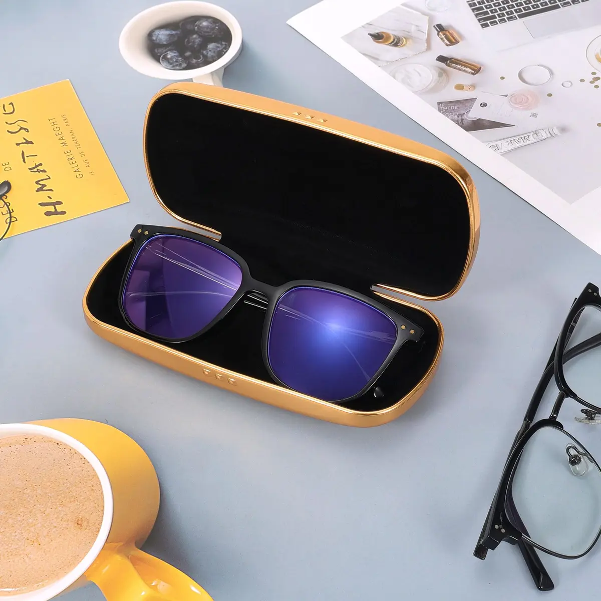 Hifot Metal Eyeglass Case, Hard Shell, Aluminum Spectacles Box, 15.5cm x 6.5cm | Stylish & Durable - view 5