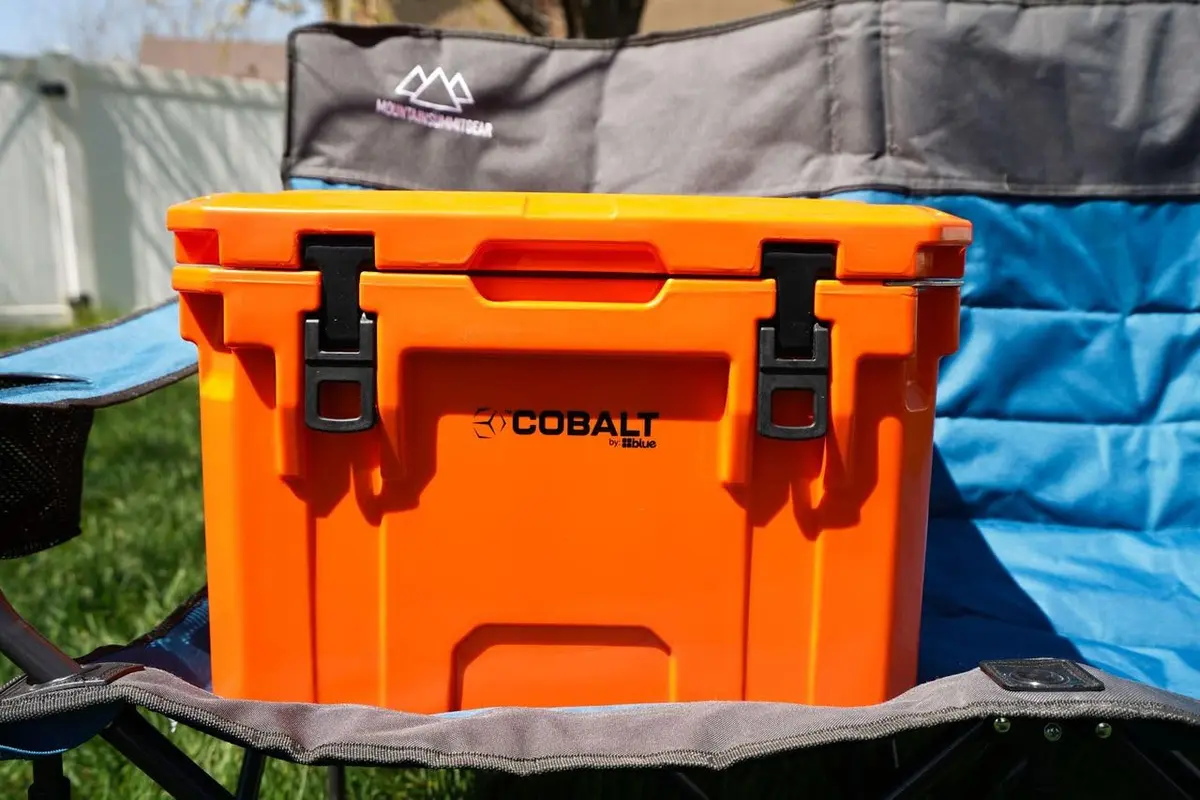 Blue Coolers 25 Quart Roto-Molded Ice Cooler | Holds Ice Up to 3 Days, Hunter Orange - view 6