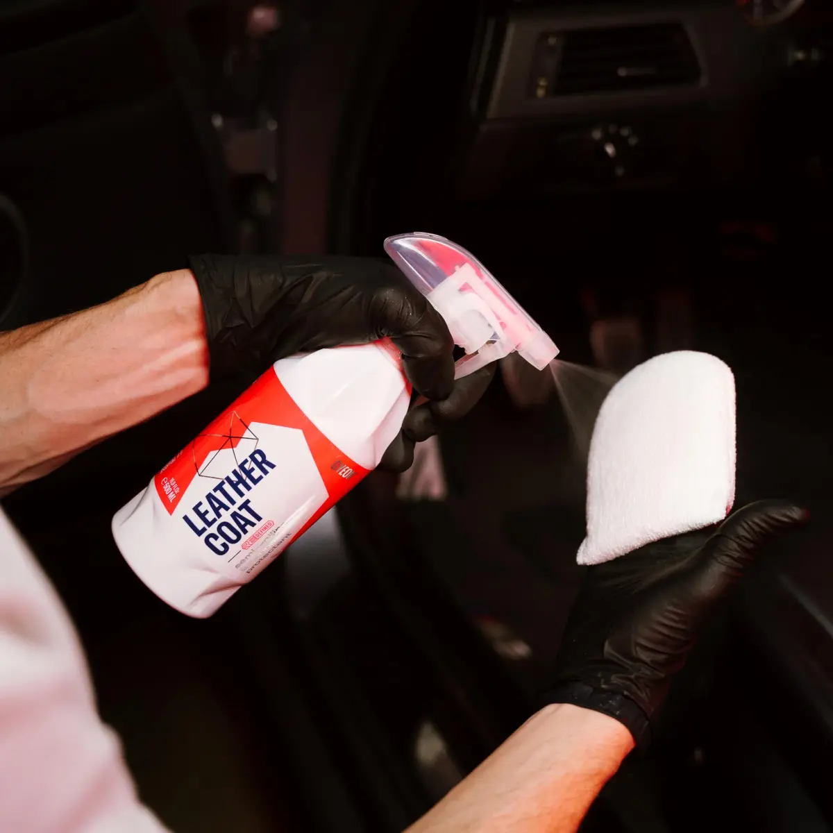 Gyeon Leather Shield EVO Ceramic Leather Coating 500ml (16.9 fl oz) | Hydrophobic Shield for Car Interiors - view 3