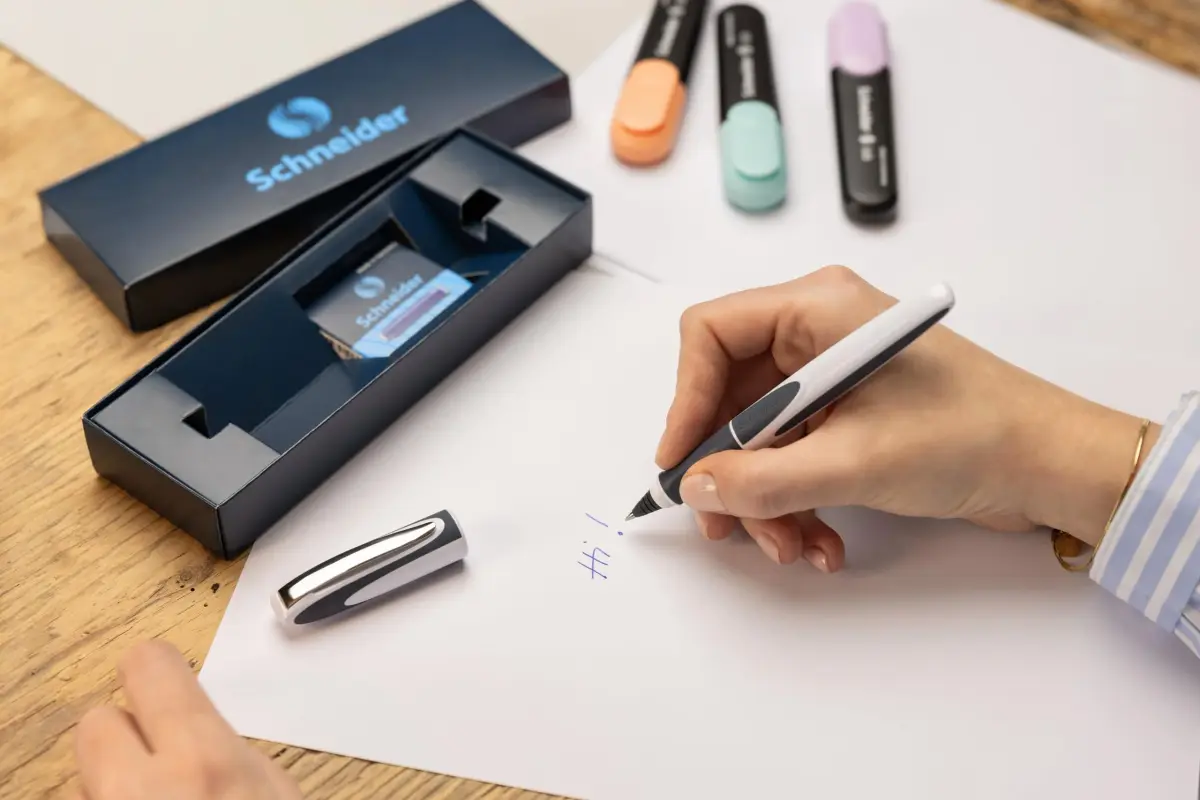 Schneider Ray Rollerball Pen Gift Set Onyx | Smooth Ink Flow, Erasable Ink, Gift Box - view 5