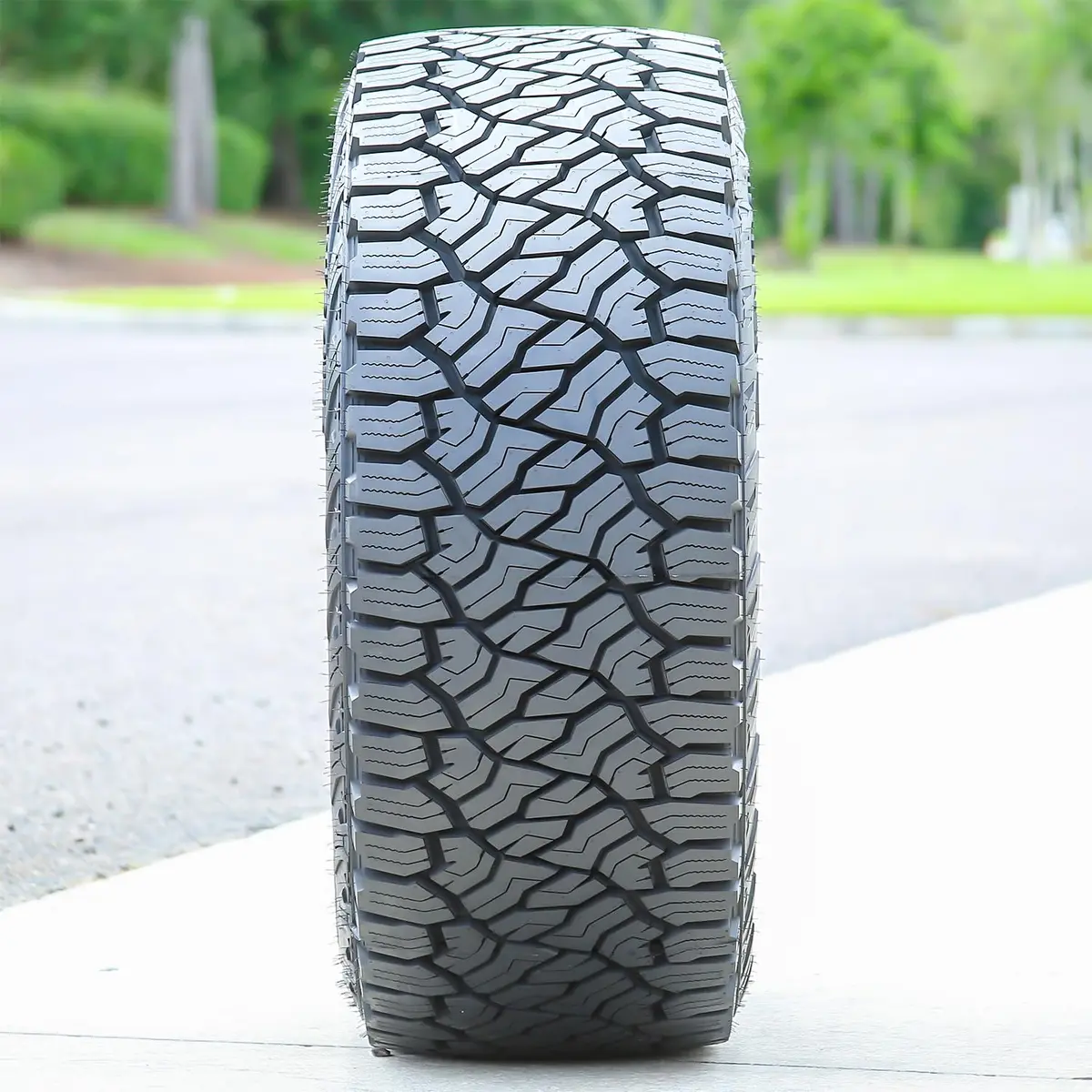 Venom Power Trail Hunter ATS 245/50R20 106H XL | All-Terrain SUV & Truck Tire - view 6