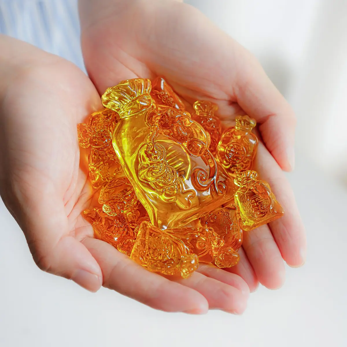 YU FENG Crystal Wealth Figurines 13 Pack | 70mm & 30mm Money Bag Decor - view 6