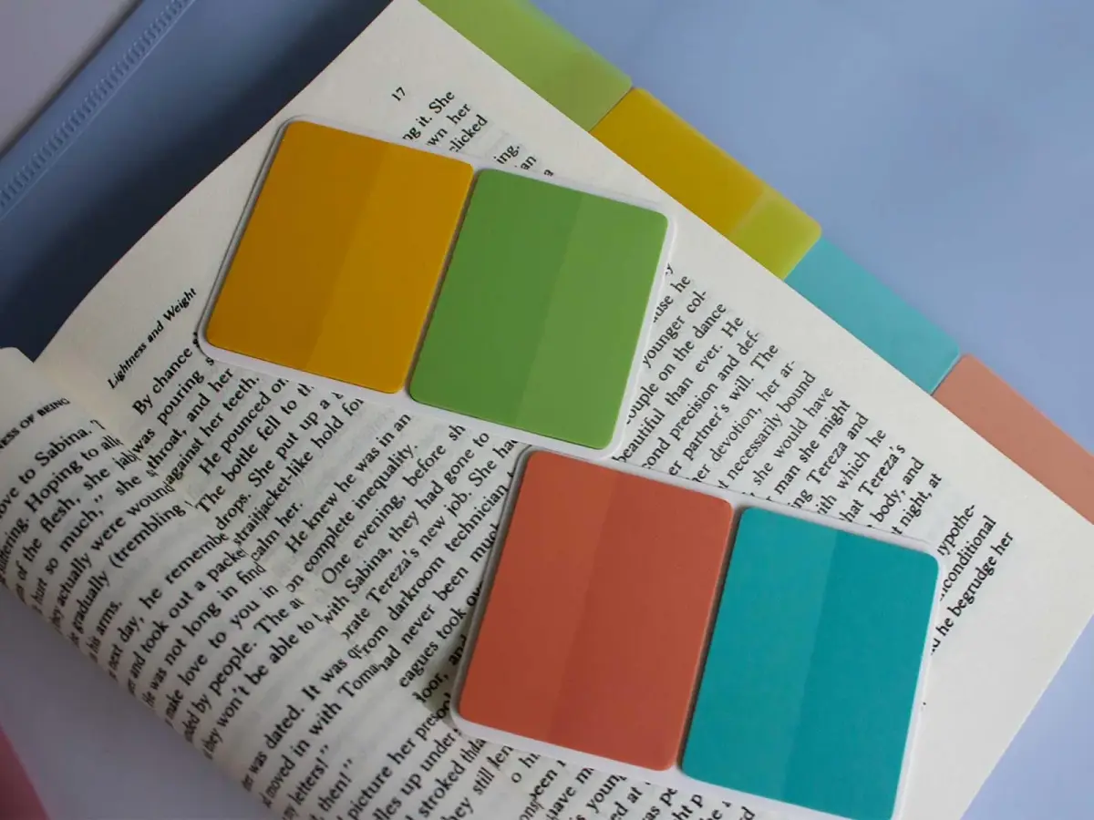 ELII Clear Book Tabs 500 PCS | Writable & Repositionable Sticky Index Tabs for Annotating Books - view 8