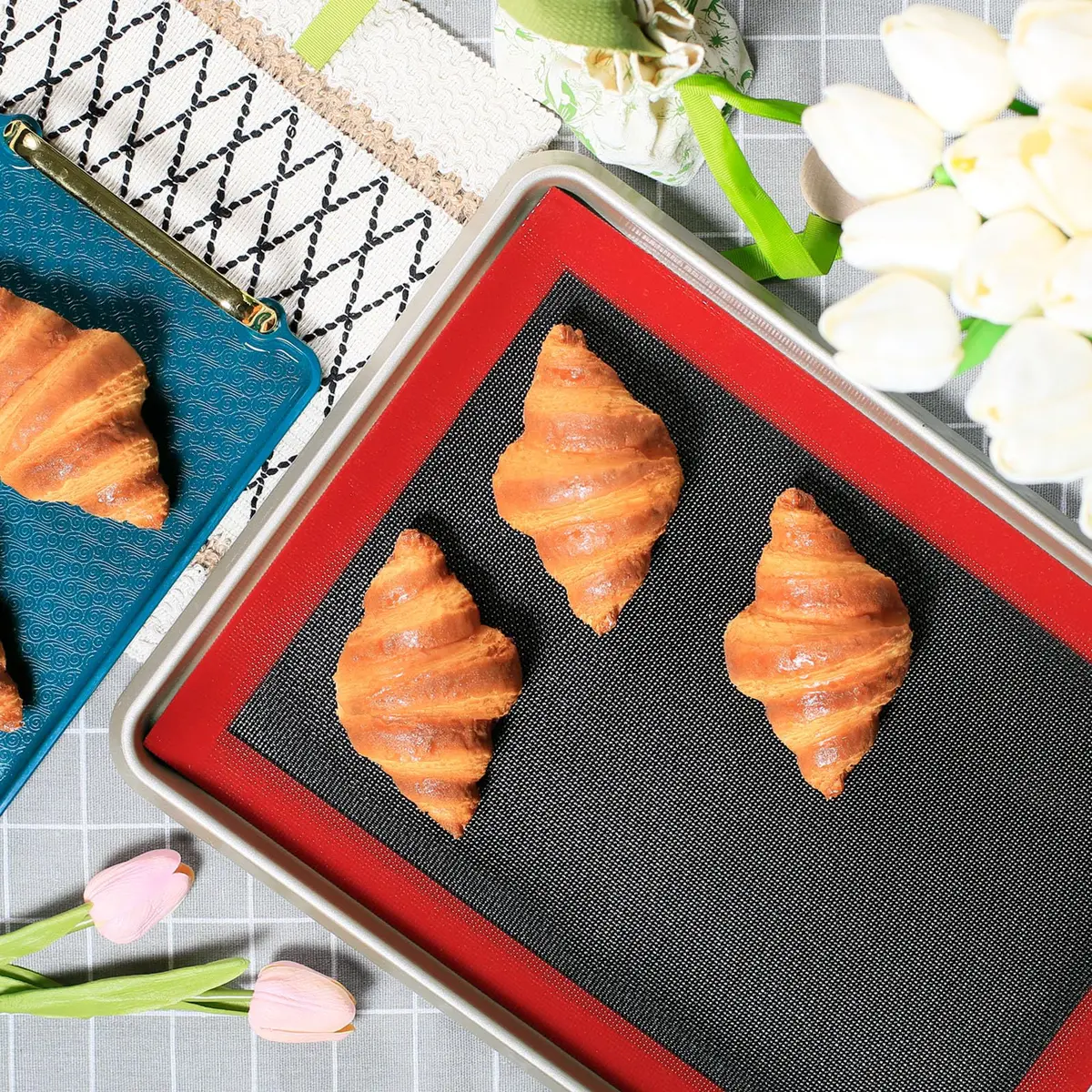 Amyandone Silicone Baking Mat with Microperforated, 2 PCS 40cm x 31cm (16" x 12") | Non-Stick Oven Liner for Half Sheet Pan, Reusable Air Mesh Silicone Mat - view 9