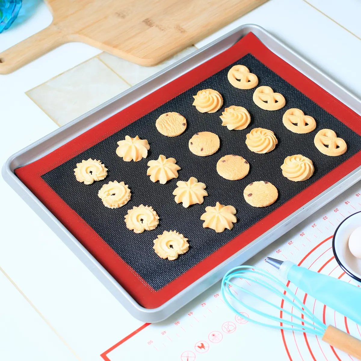 Amyandone Silicone Baking Mat with Microperforated, 2 PCS 40cm x 31cm (16" x 12") | Non-Stick Oven Liner for Half Sheet Pan, Reusable Air Mesh Silicone Mat - view 4