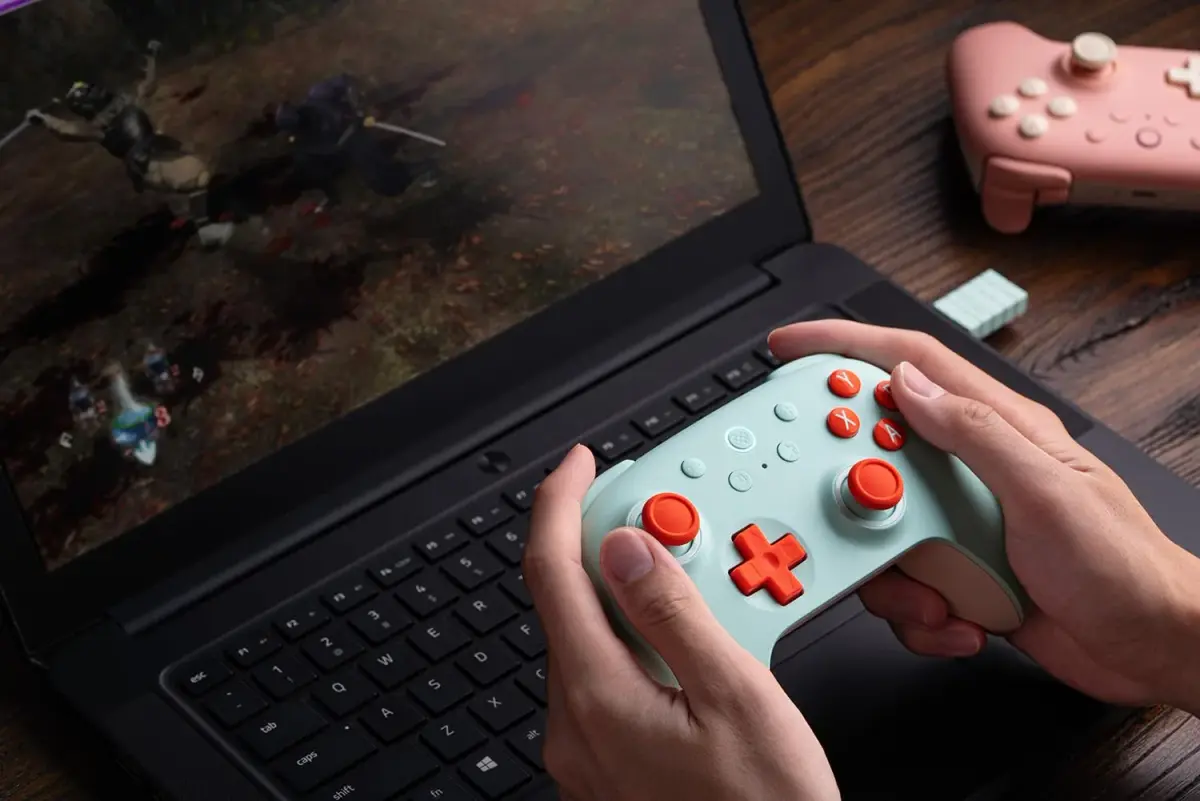 8Bitdo Ultimate 2C Wireless Controller for PC & Android, Hall Effect Joysticks, 1000 Hz Polling Rate, Mint - view 3