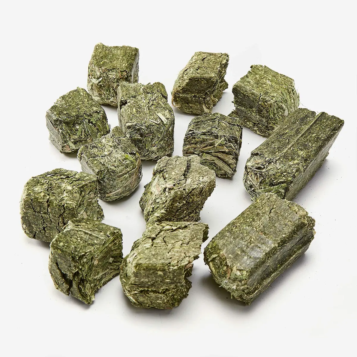 Kaytee Timothy Hay Blend Cubes for Small Animals, 1.81 kg (2 x 16 oz) | High Fiber Digestive Support - view 3