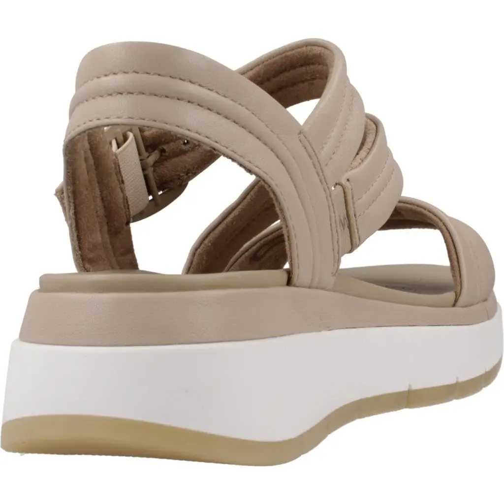 Clarks Women's Modern Sandal, Sand Leather, 8 | Breathable Leather & Classic Look - view 3