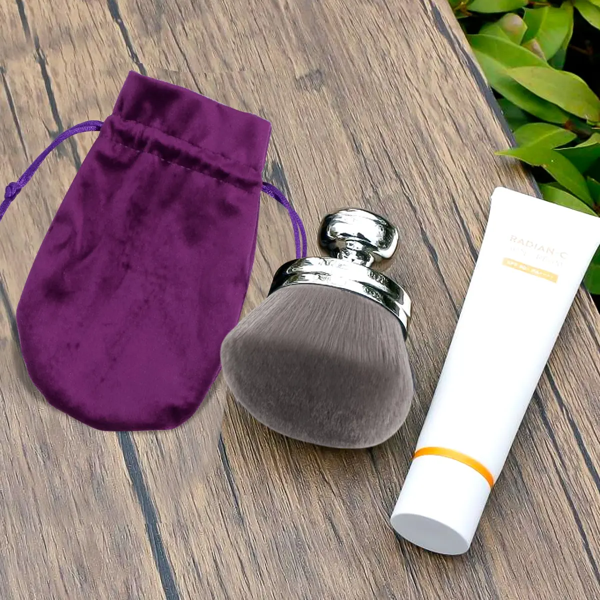 BABYSHEEP 3.2" Round Blend & Blur Extra Large Body Makeup Brush with Drawstring Bag | Flawless Self-Tanning Application - view 7