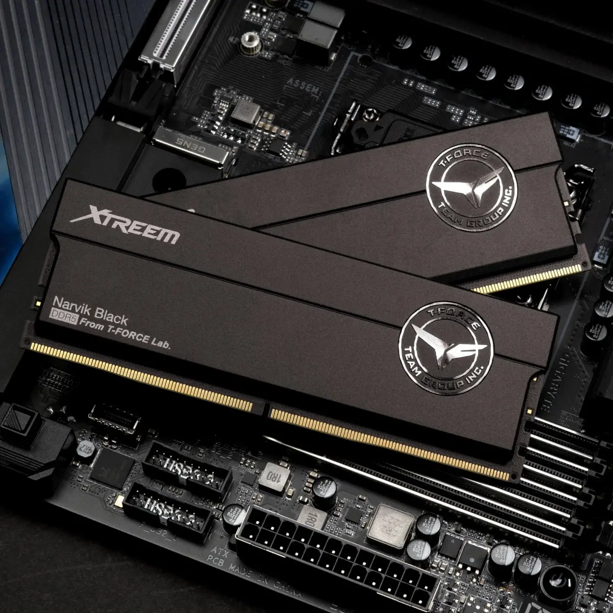 TEAMGROUP T-Force XTREEM DDR5 RAM 32GB (2x16GB) 6400MHz CL32 | High-Performance Desktop Memory - view 6
