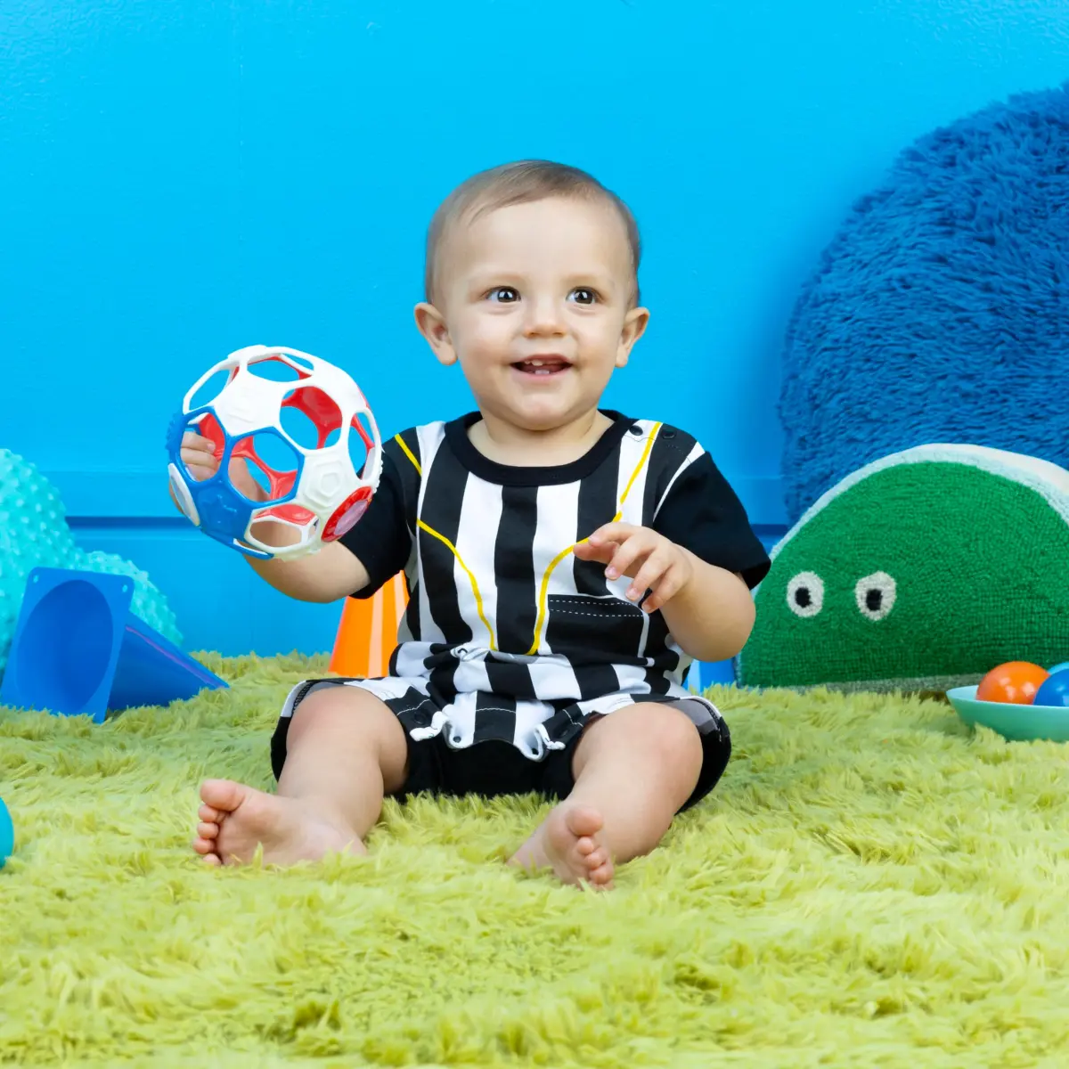 Bright Starts Oball Grippin' Goals Rattle Soccer Ball 2-Pack | Easy-Grasp Toy for Newborns & Up - view 4