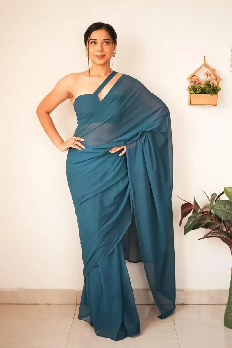 StyleScope Kalki Rama Ready Pleated Saree with Unstitched Blouse Piece | Georgette, One Size - view 2