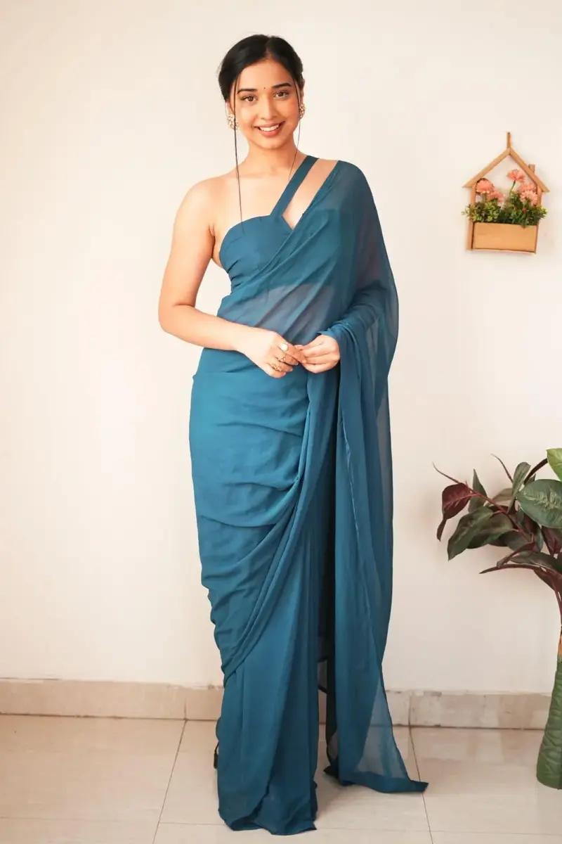 StyleScope Kalki Rama Ready Pleated Saree with Unstitched Blouse Piece | Georgette, One Size - view 4