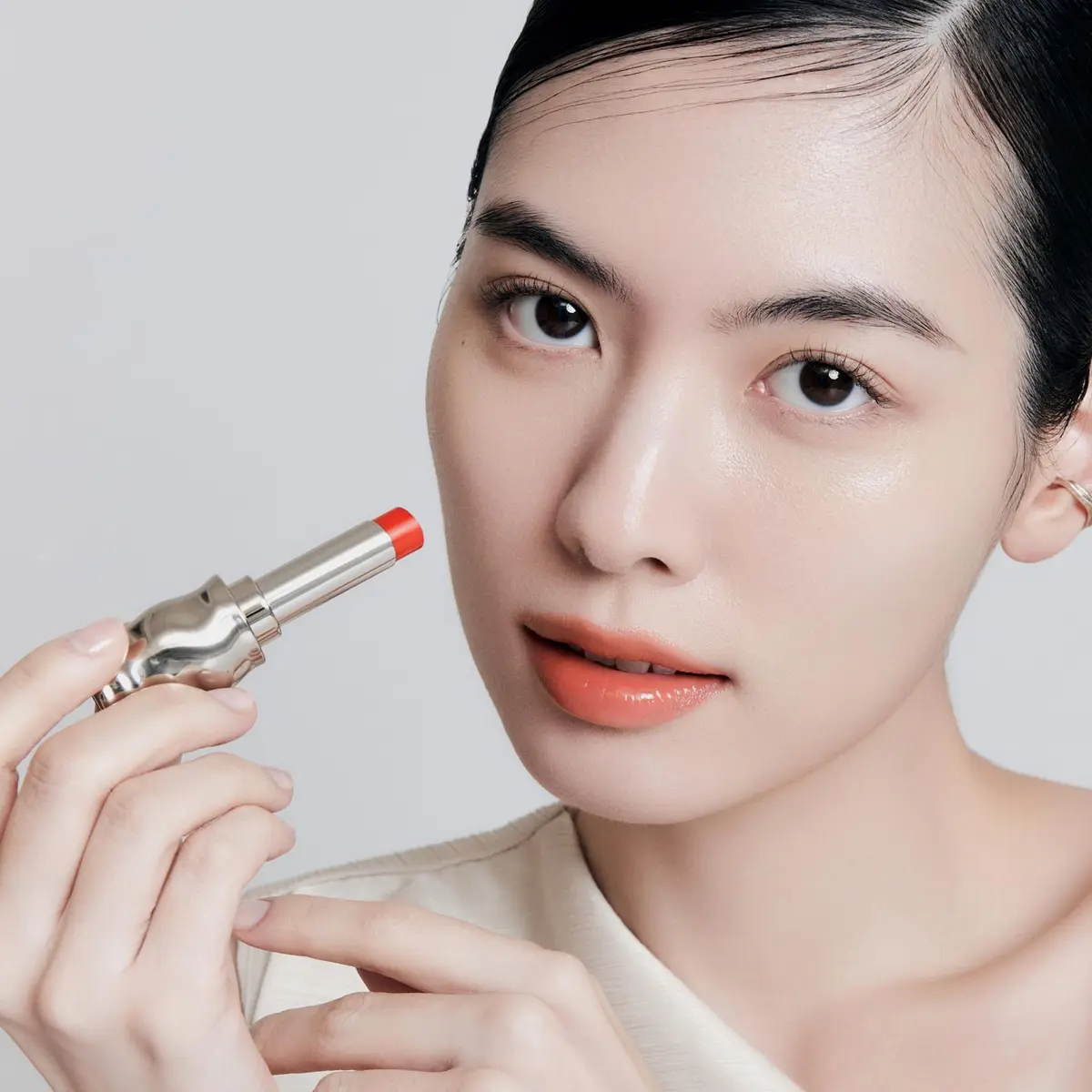 Sulwhasoo Perfecting Lip Color Amber | Nourishing Korean Tinted Lip Balm, 3 Count, Hydrating & Buildable (enriched with Ginseng, Jojoba, Glycerin) - view 2