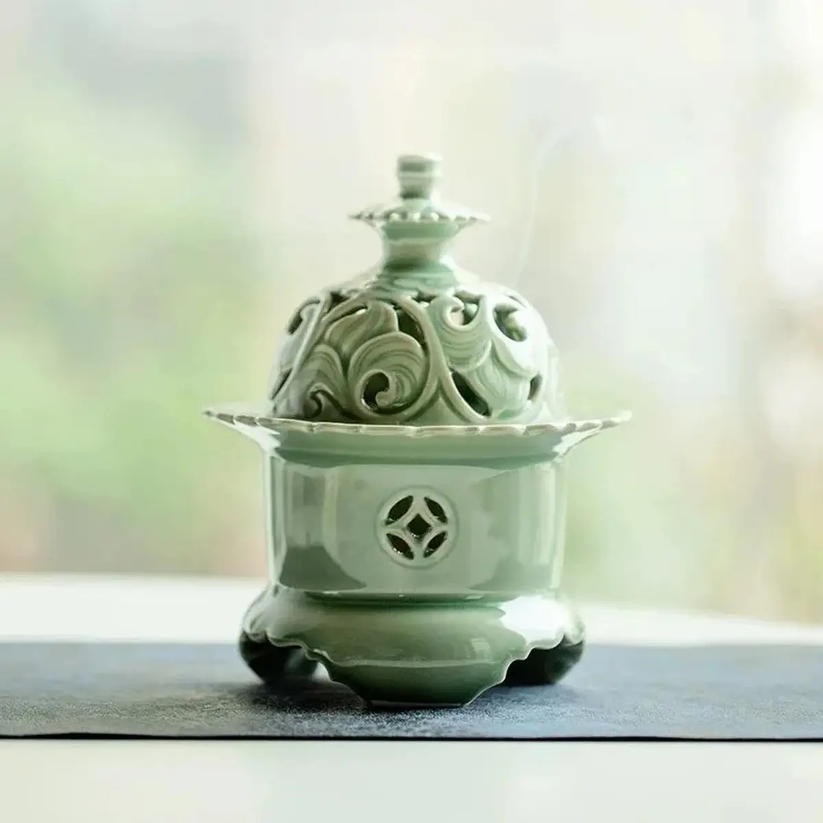 Hermit Life Three-Legged Incense Burner (Celadon), Porcelain Incense Holder with Lotus-Shaped Lid, Green | Song Dynasty Style - main product image