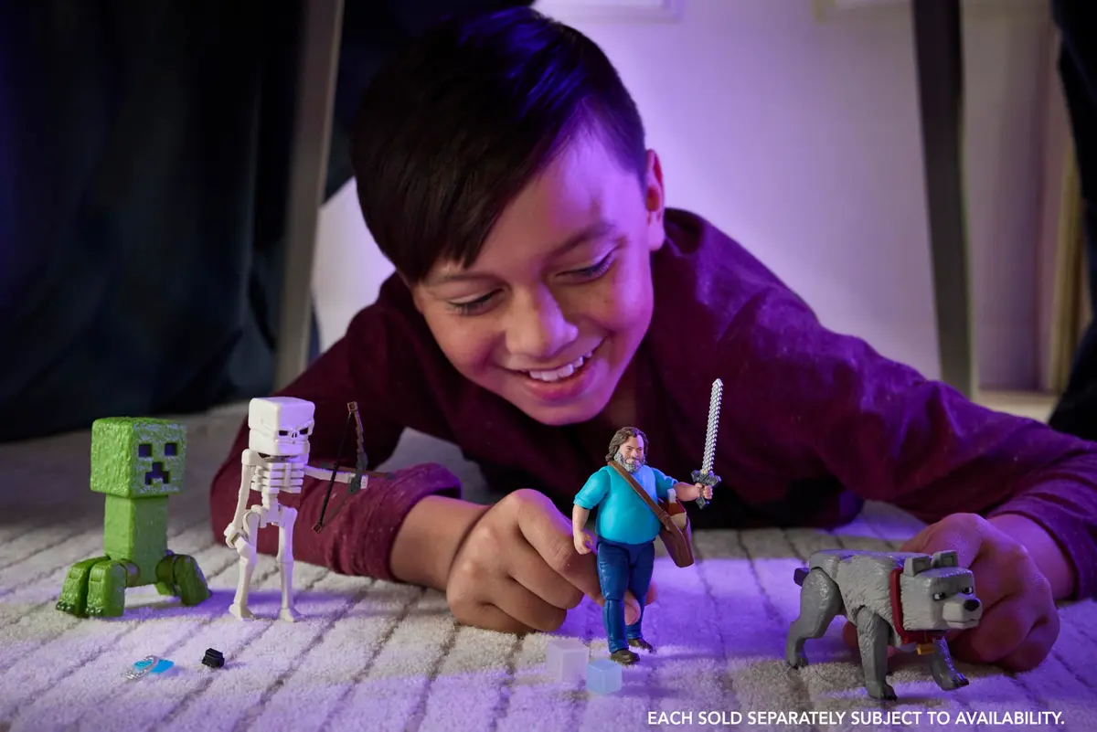 Mattel Minecraft Skeleton Action Figure & Accessories Set 4-inch Scale | Inspired by A Minecraft Movie - view 2